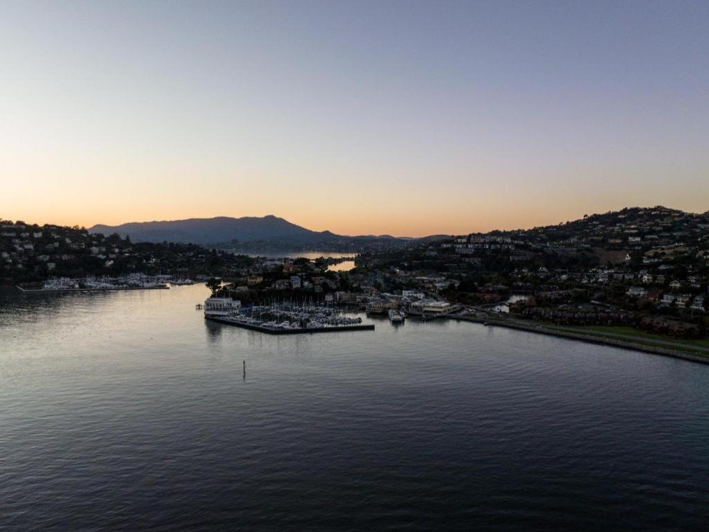 Marin Suites Hotel Corte Madera Kültér fotó